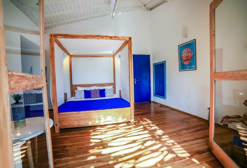 标准间, Amanta Beach