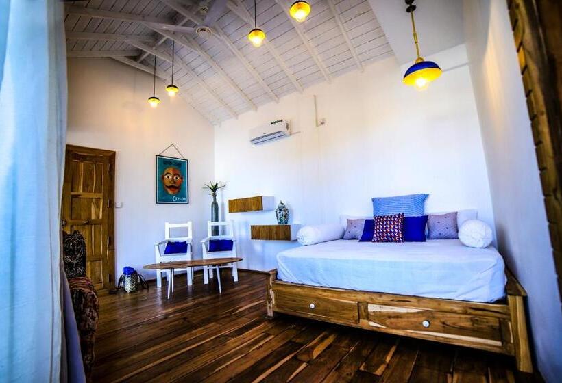 豪华套房, Amanta Beach