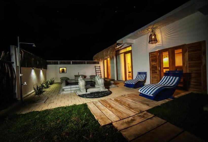 豪华套房, Amanta Beach