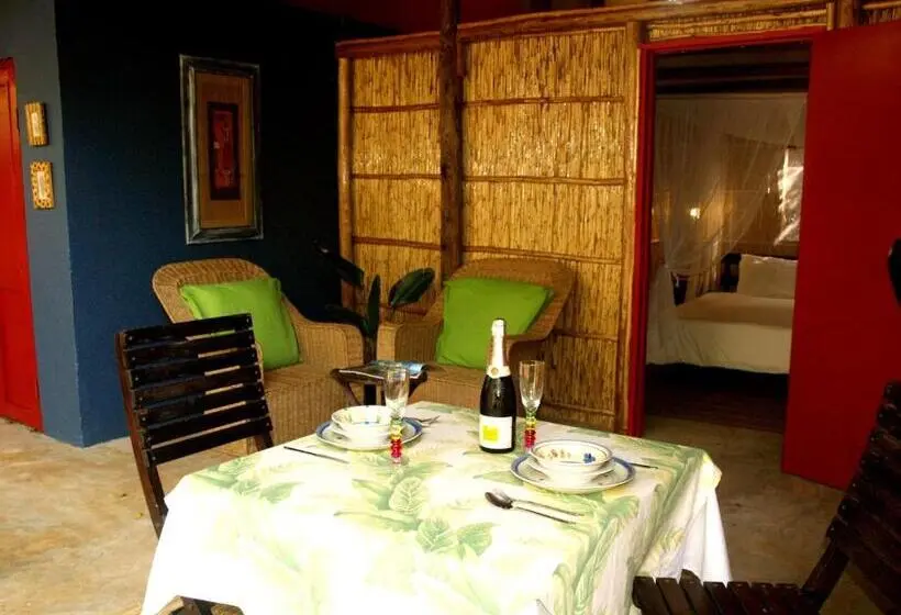 スタンダードバンガロー, Gala Gala Eco Resort