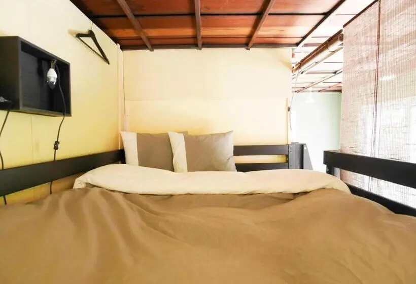 Letto in Camera Condivisa, Hakonehostel1914