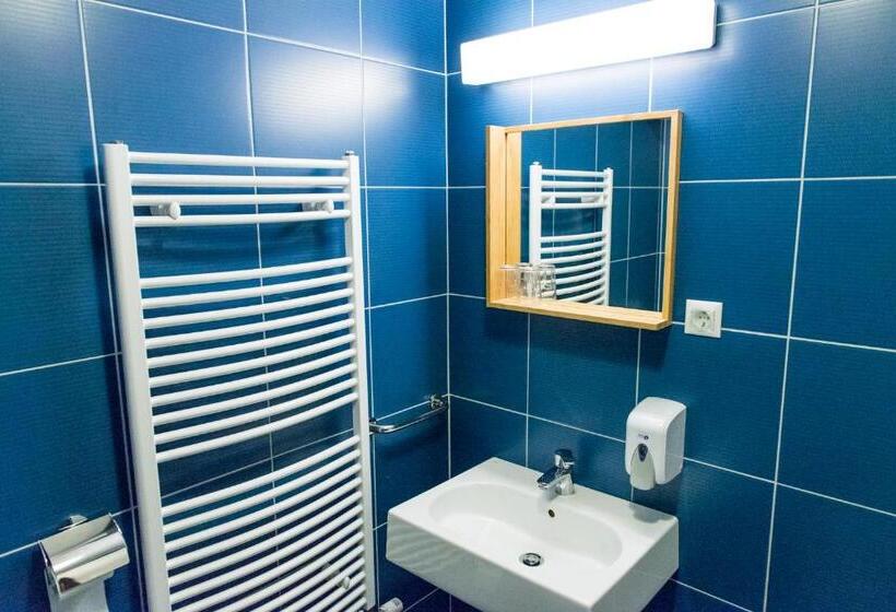 חדר סטנדרט, Alsóörs Marina