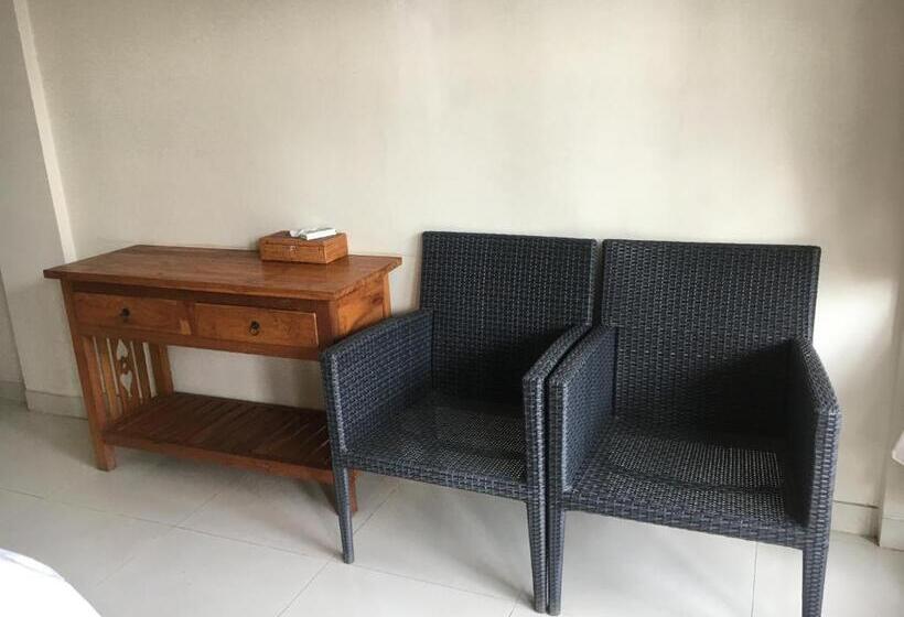 プールの見えるデラックスルーム, Amed Sunset Beach