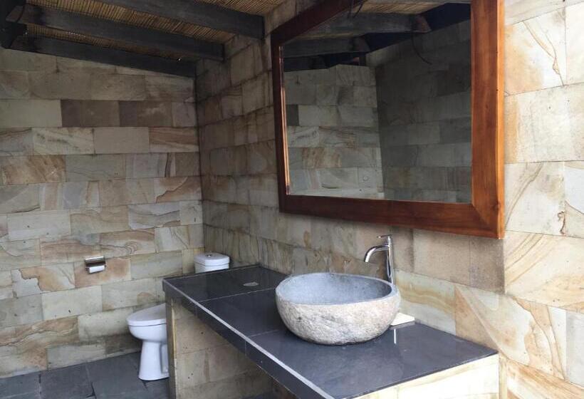 オーシャンビューデラックスルームバルコニー付き, Amed Sunset Beach