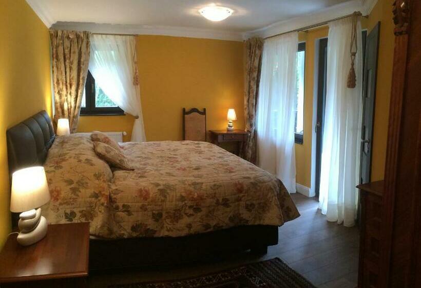 Номер Стандарт с Балконом, Hunting Lodge Vitkov