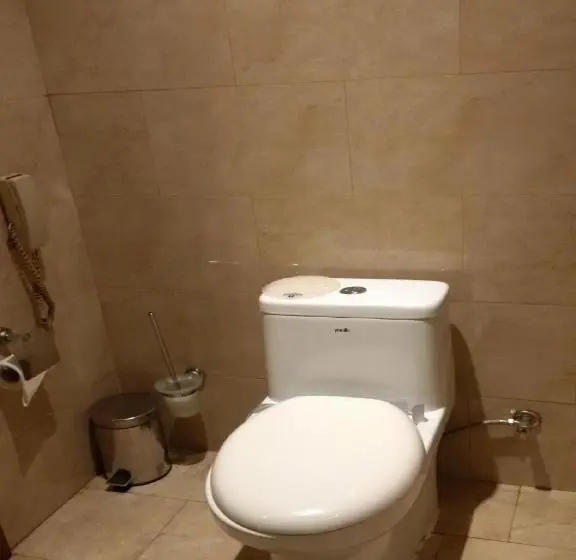 Delüks Süit, Inter Chimoio