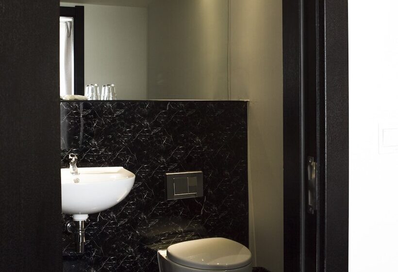 اتاق استاندارد, Khuvsgul Lake