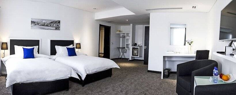 اتاق سوپریور, Khuvsgul Lake