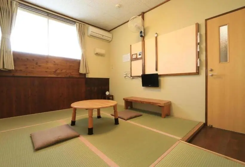 Economy-huone, Tanegashima Minshuku Yuyu