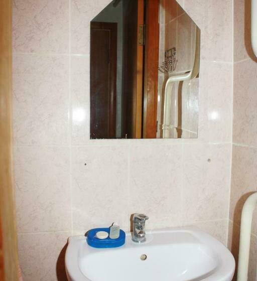 اتاق استاندارد, Vydubychi