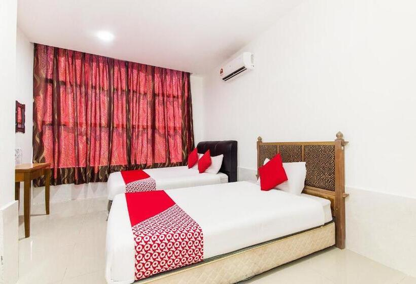 수피리어 스위트, Adiff Palace