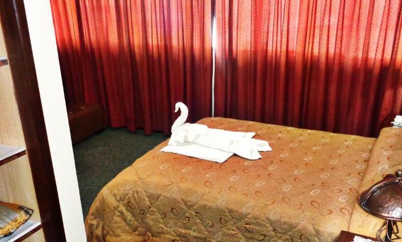 اتاق استاندارد, Alexander