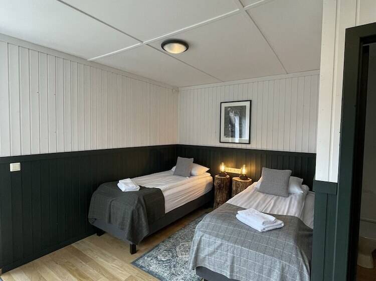 اتاق سوپریور, Aurora Lodge