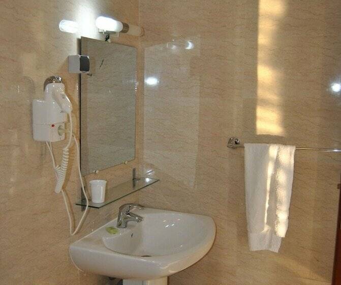 Полулюкс, Boutique Hôtel Albaraka
