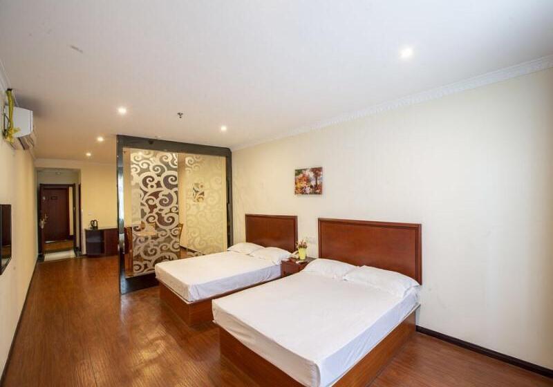 Семейный Номер, Greentree Inn Xinghua Middle Yingwu Road Express
