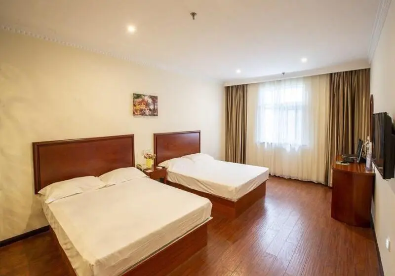 Perhehuone, Greentree Inn Xinghua Middle Yingwu Road Express