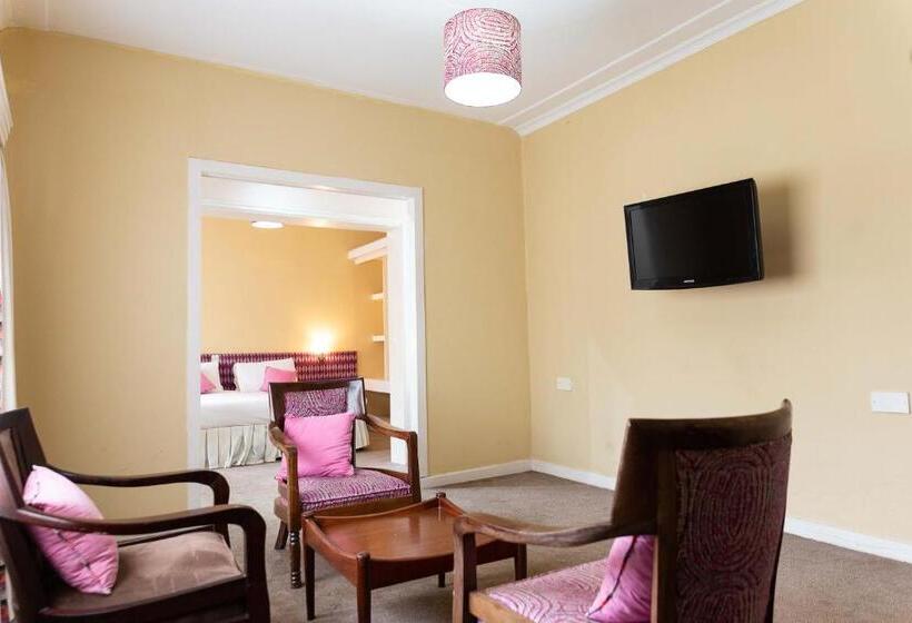 اتاق استاندارد, Thayu Farm