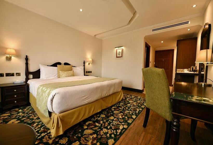 اتاق لوکس, Midland Hotel Nakuru