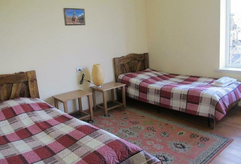 اتاق استاندارد, Areni Wine Art