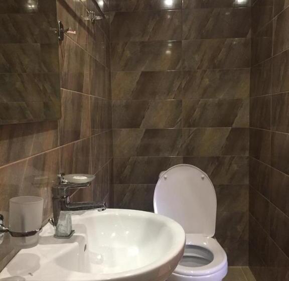 اتاق سوپریور, Areni Wine Art