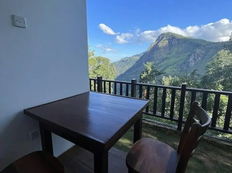 マウンテンビュースタンダードルーム, Ridge View Guest House  Ella