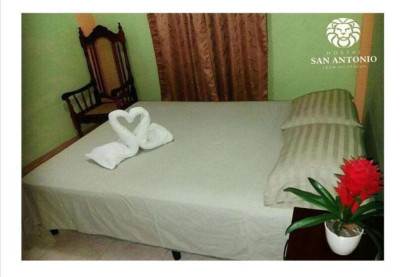 デラックスルーム, Hostal San Antonio