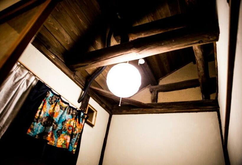 Quarto Estandar Banheiro Compartilhado, Dot Hostel Nagano