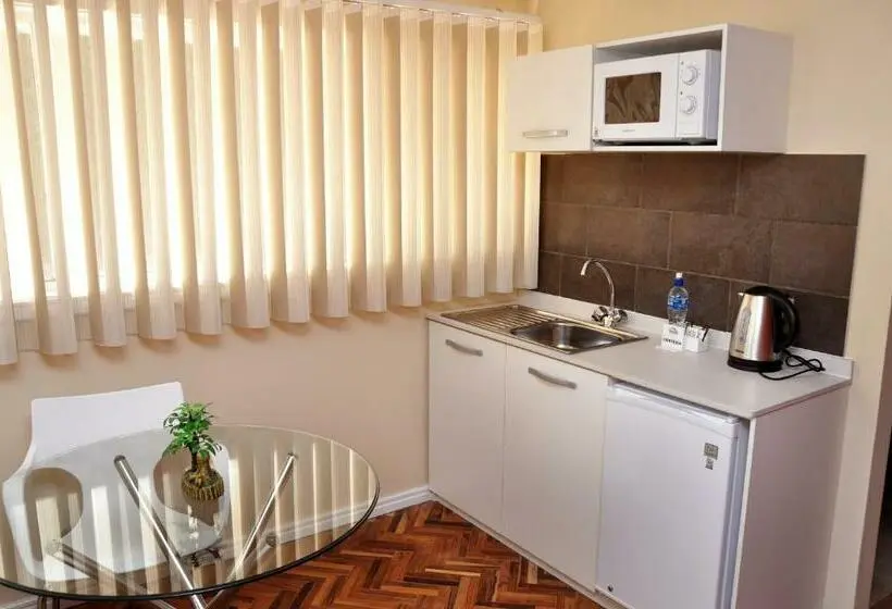 سوییت, Bolivian Rooms & Suites