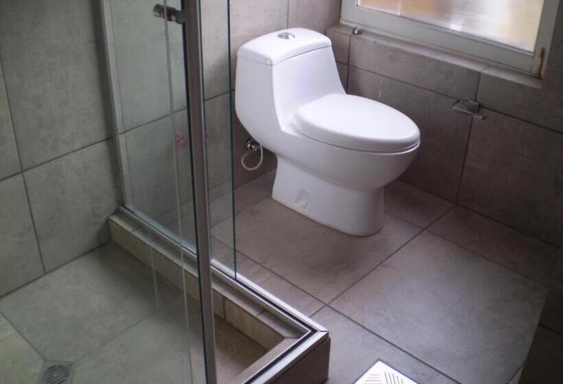 سوییت, Bolivian Rooms & Suites