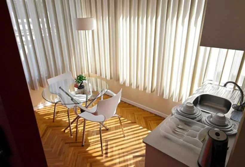 سوییت, Bolivian Rooms & Suites