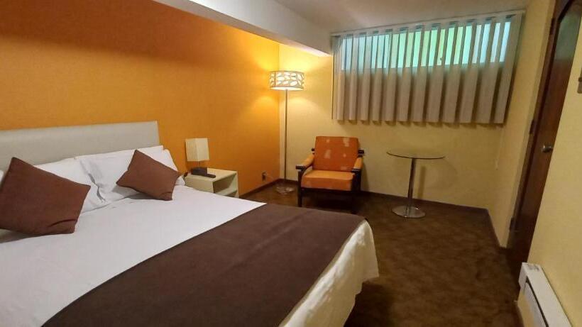 اتاق استاندارد سه نفره, Bolivian Rooms & Suites