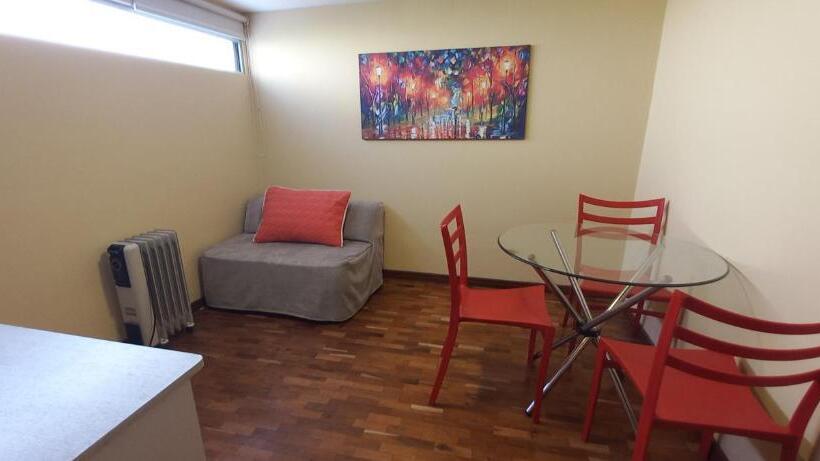 اتاق استاندارد سه نفره, Bolivian Rooms & Suites