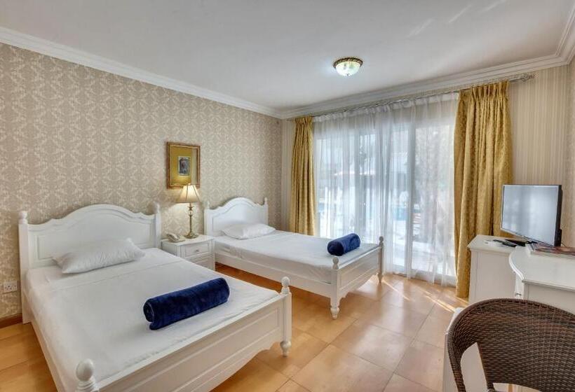 اتاق استاندارد, Al Khalidiah Resort