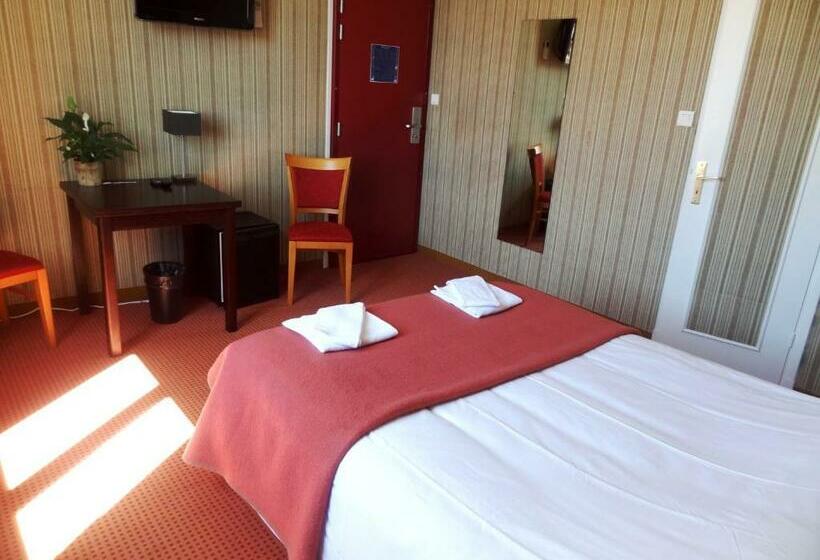 スタンダードルーム, De France