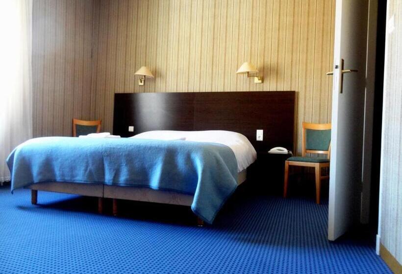 スーペリアールーム, De France