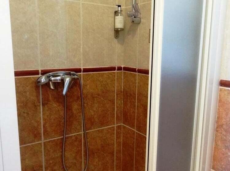 スタンダードルーム, De France