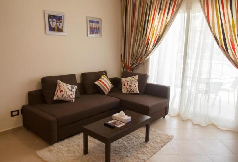 سوییت جونیور با چشمانداز استخر, Elite Residence & Aqua Park