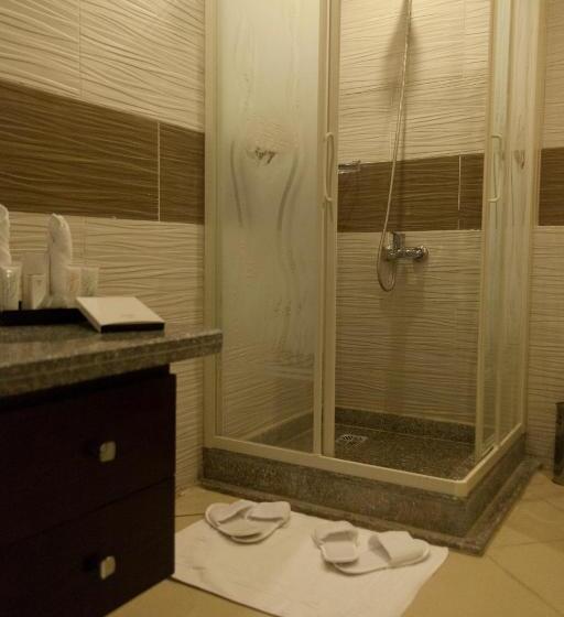 سوییت جونیور با چشم‌انداز استخر, Elite Residence & Aqua Park