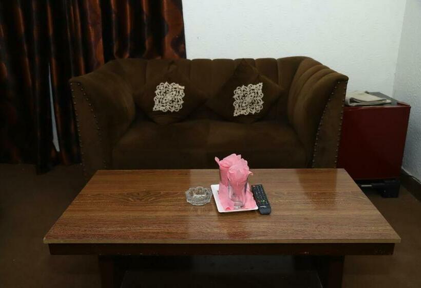 اتاق لوکس, Green Fort  Gulberg