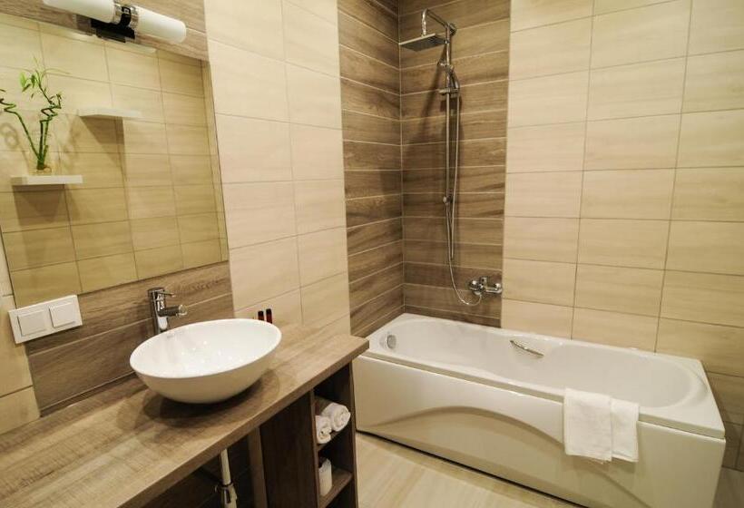 اتاق کلاس بیزنس, Homelike