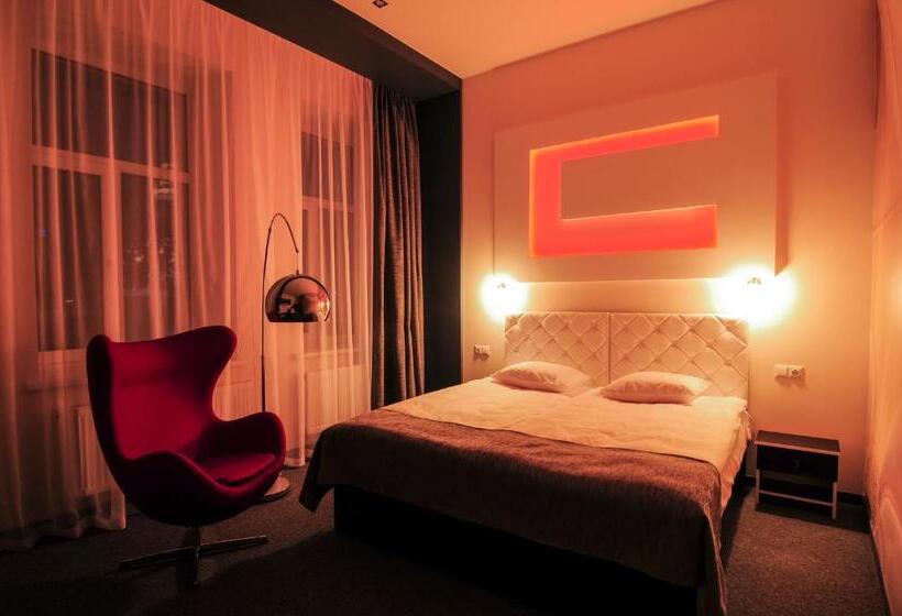 اتاق کلاس بیزنس, Homelike