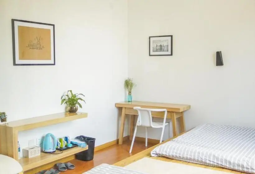 ファミリールーム, Monster B&b