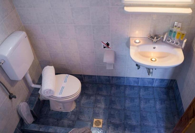 חדר קלאסי, Act Art Skiathos