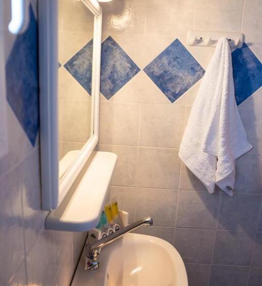 סטודיו סטנדרטי נוף לים, Act Art Skiathos