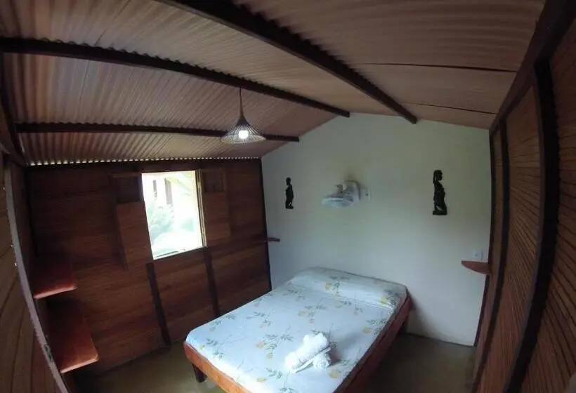 بانگلوی استاندارد, Family Guest House