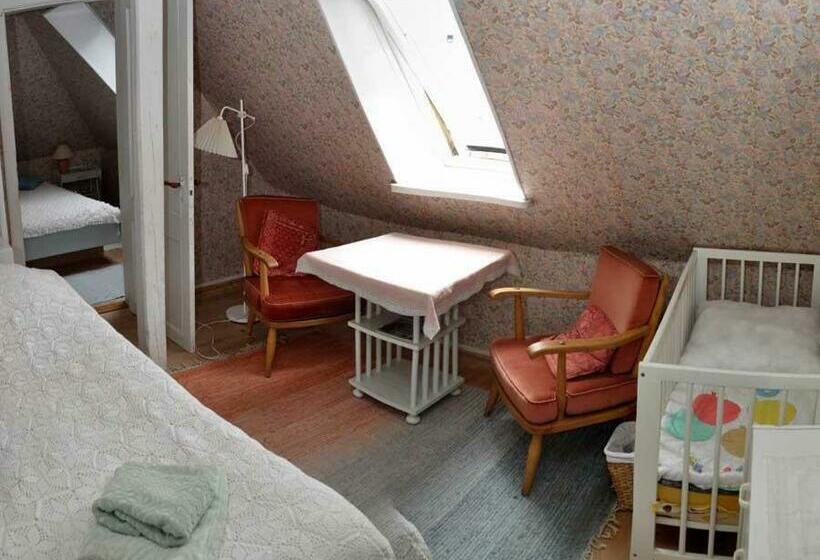 Трехместный Номер Стандарт Совместная Ванная, Danchelshus