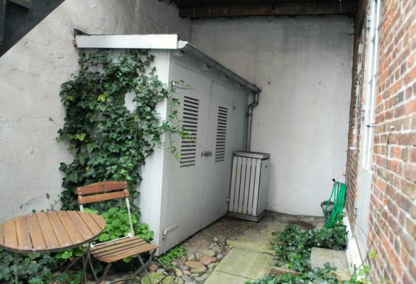 غرفة قياسية حمام مشترك, Bed & Breakfast Hasse Christensen