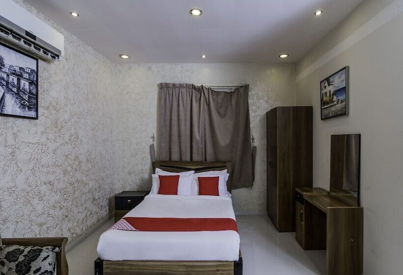 スタンダードスタジオ, Dome El Nozha