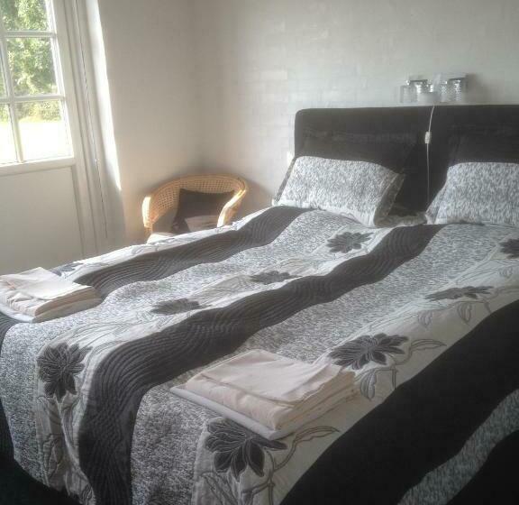 חדר סטנדרט חדר אמבטיה משותף, Give Bed & Breakfast