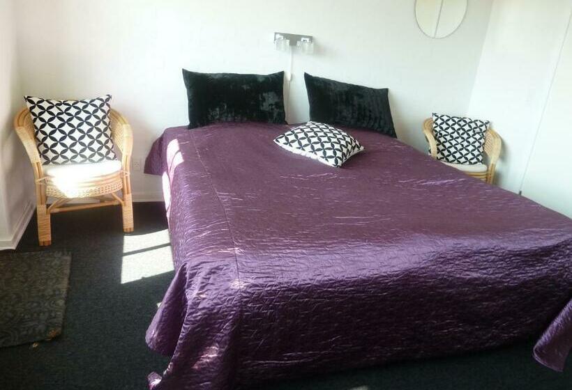 חדר סטנדרט חדר אמבטיה משותף, Give Bed & Breakfast